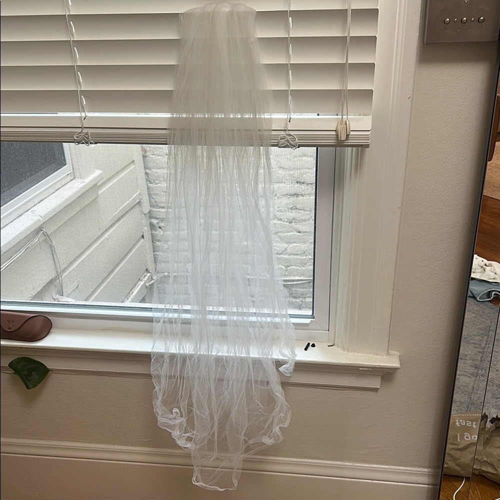 Elegant White Wedding Veil